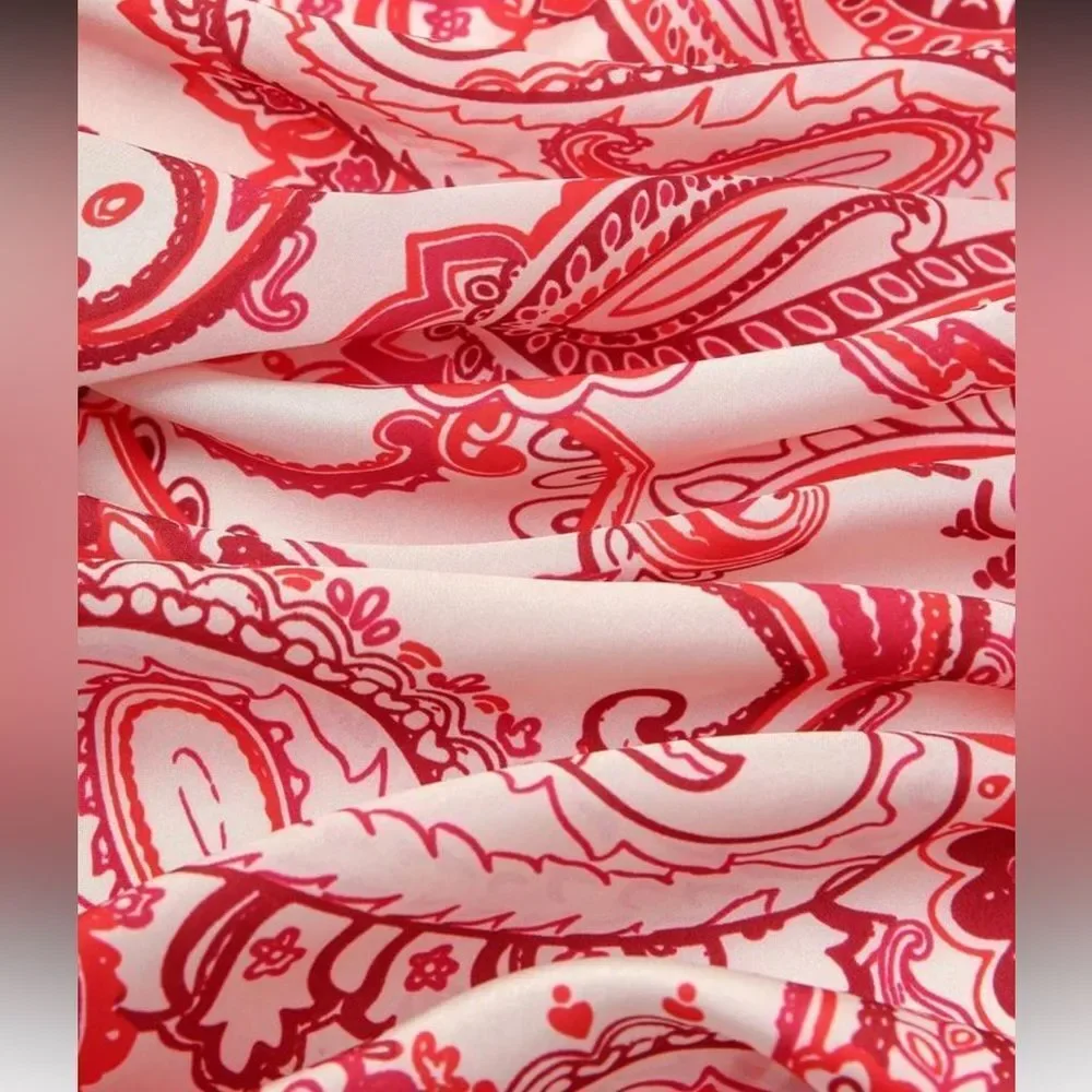 Red Paisley scarf P103